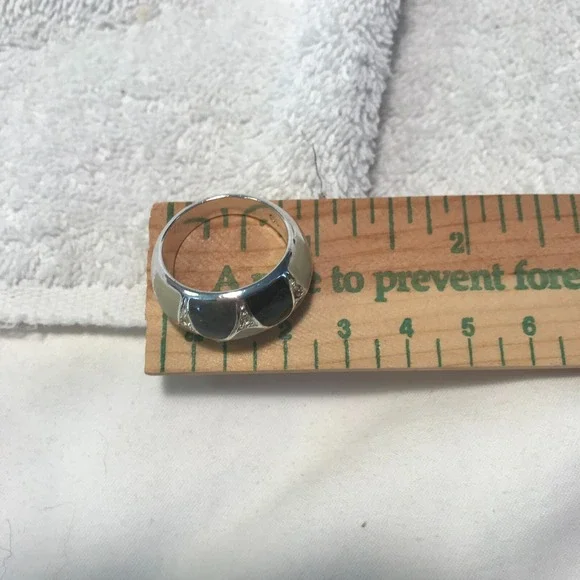 Avon 2012 Enamel Elegance Ring - grey -Size 10 - Picture 7 of 9